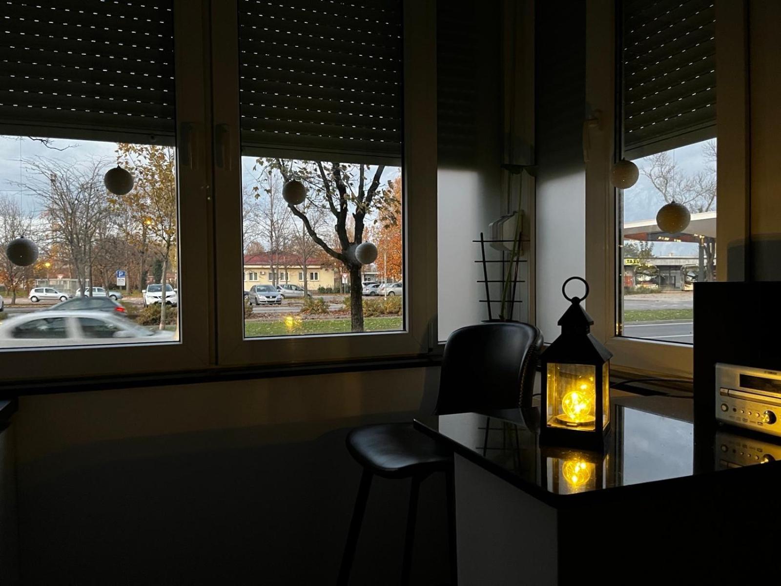 Studio Apartman Avenija *** Slavonski Brod Buitenkant foto